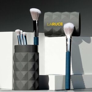LaRuce Makeup Brush Set with Holder